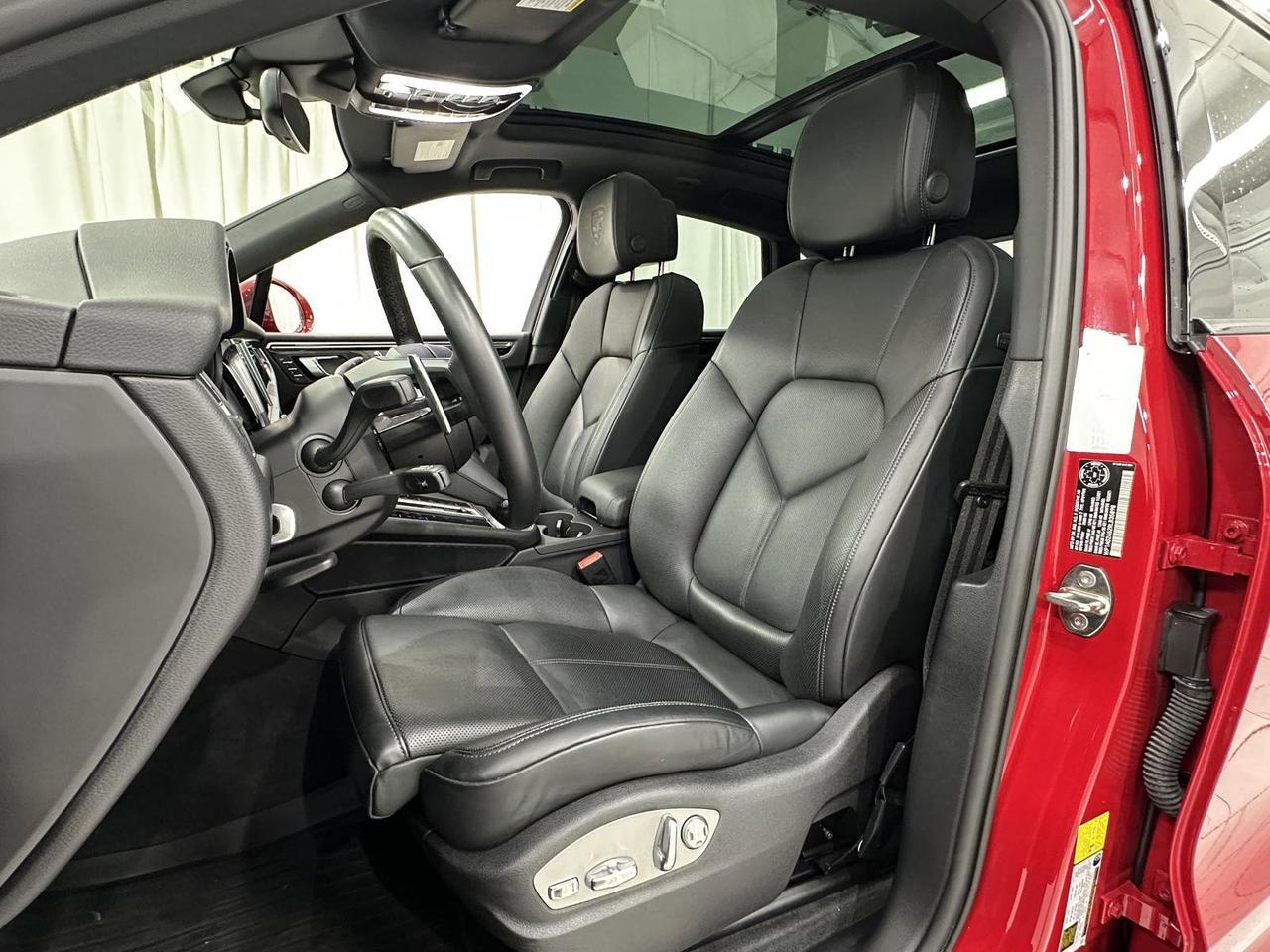2024 Porsche Macan S Newark DE