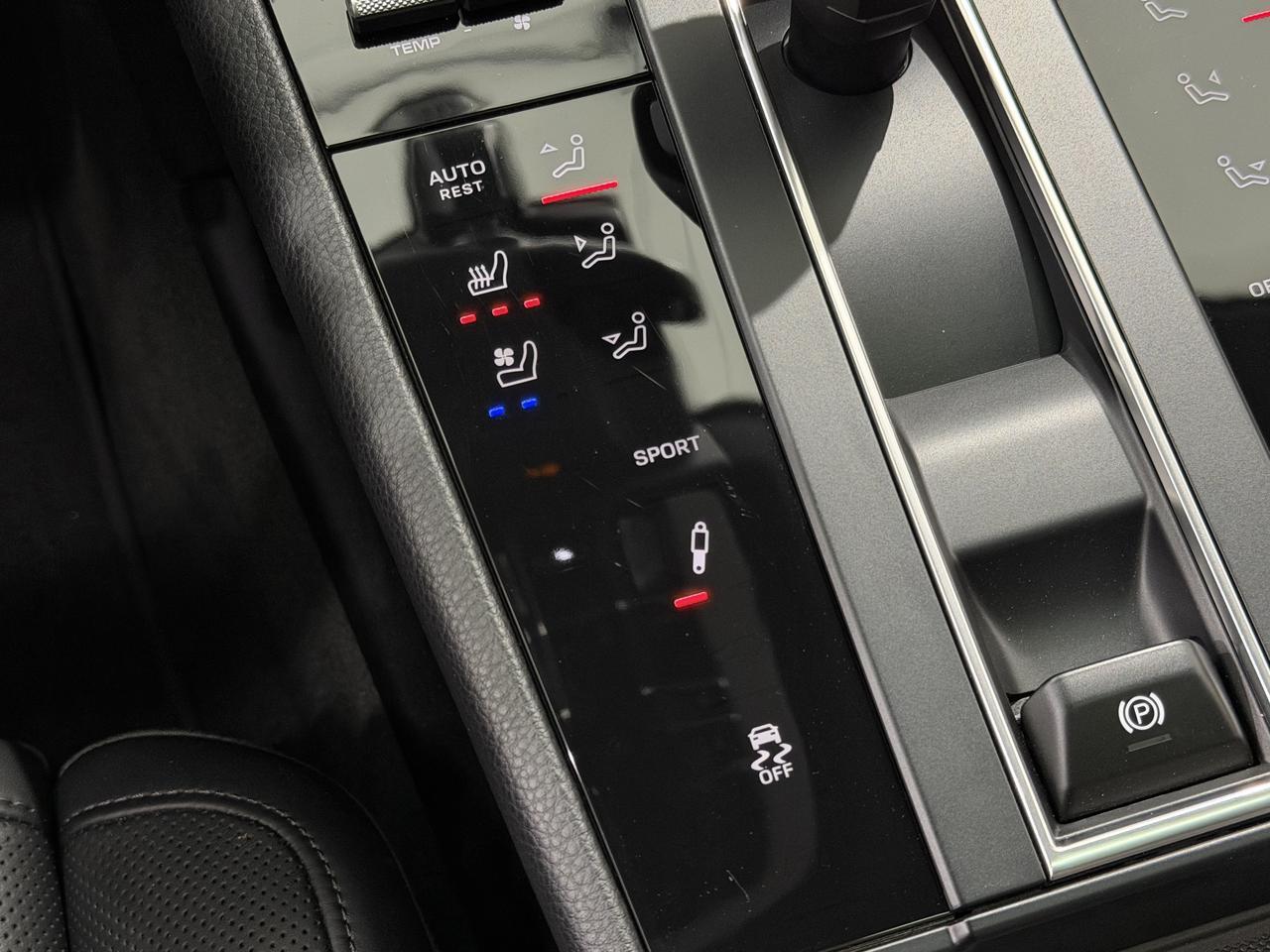 2024 Porsche Macan S Newark DE