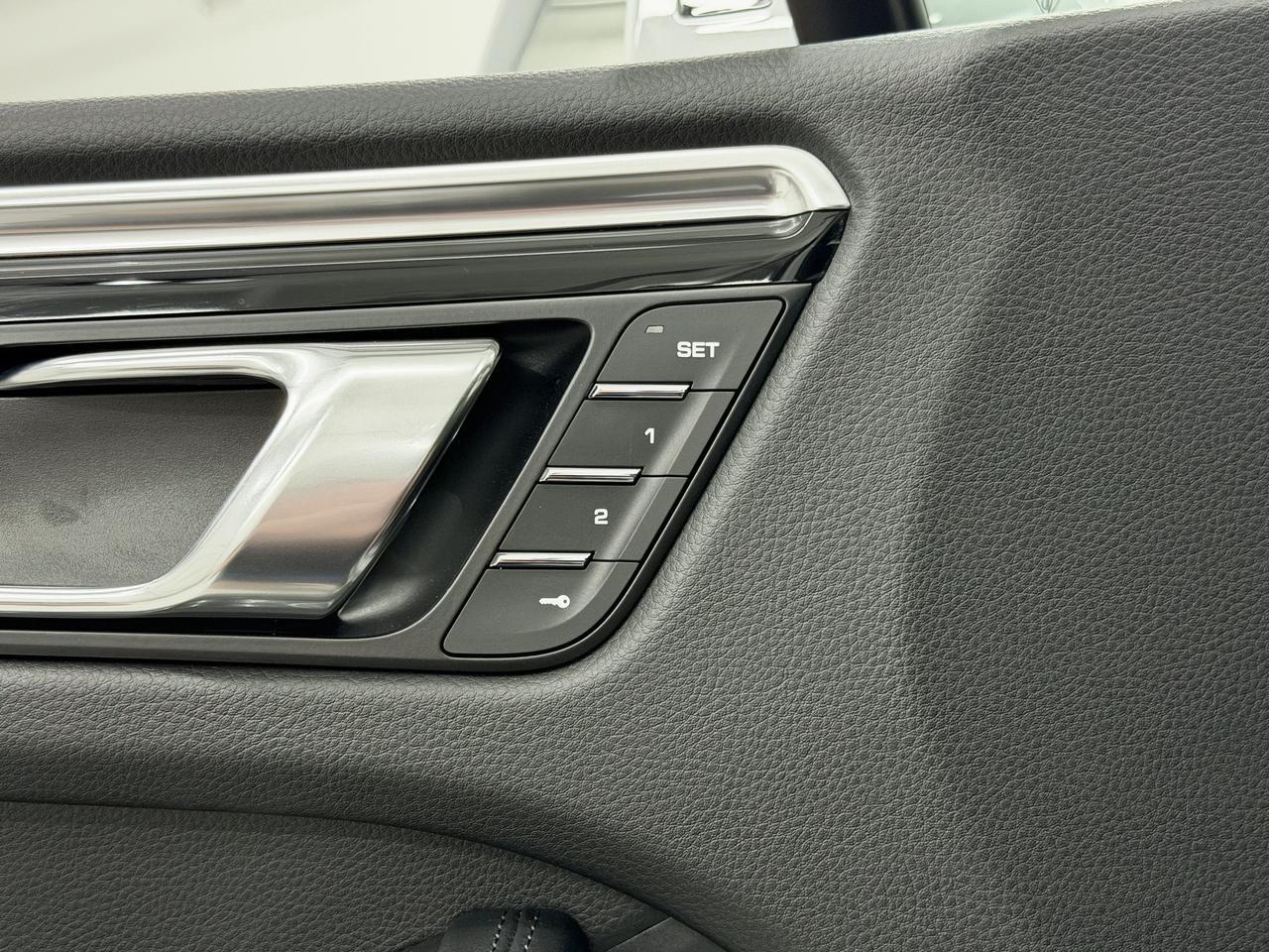 2024 Porsche Macan S Newark DE