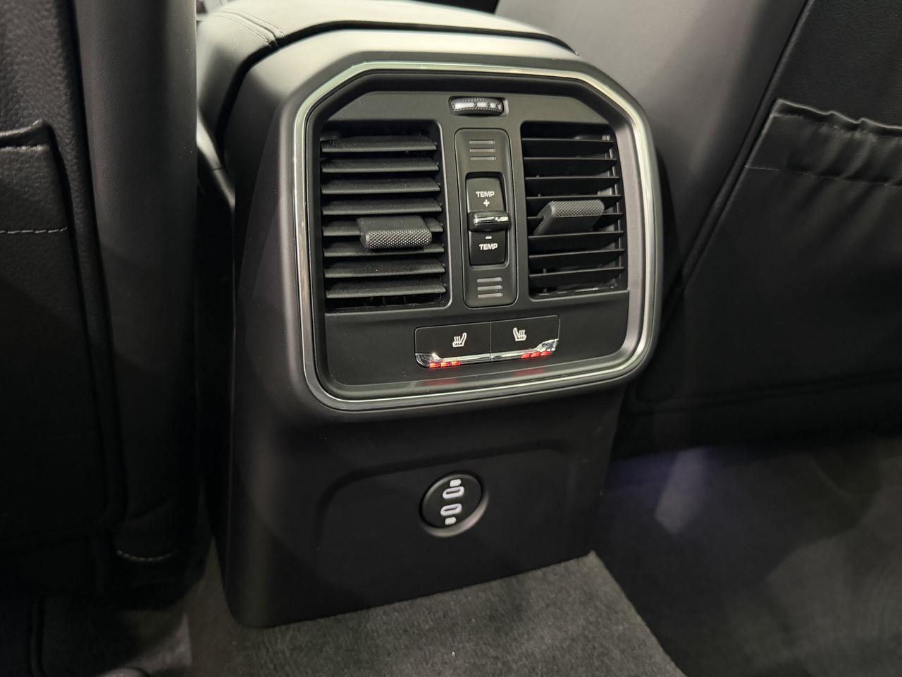 2024 Porsche Macan S Newark DE
