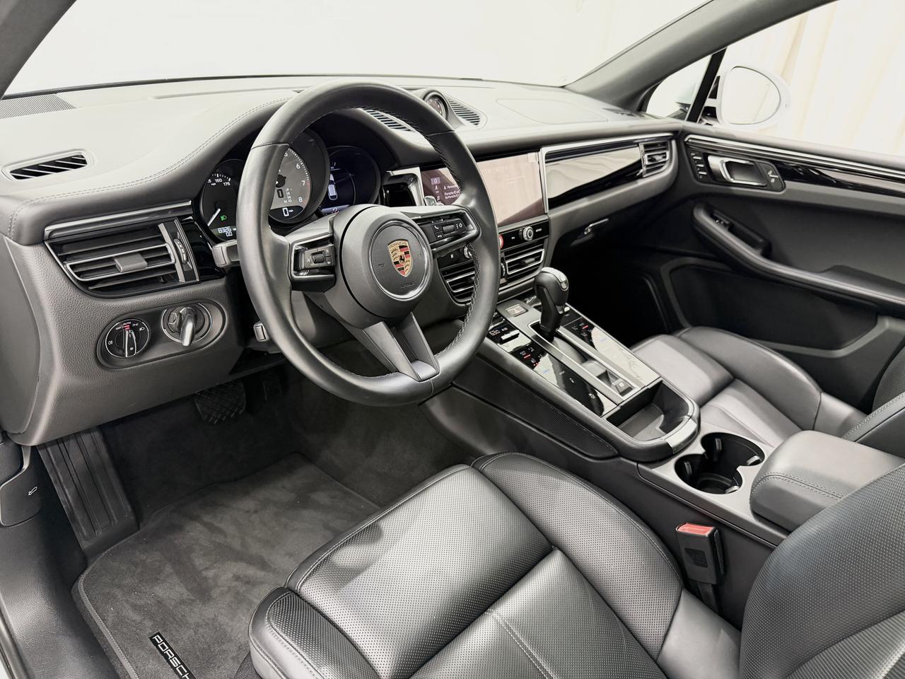 2024 Porsche Macan S Newark DE
