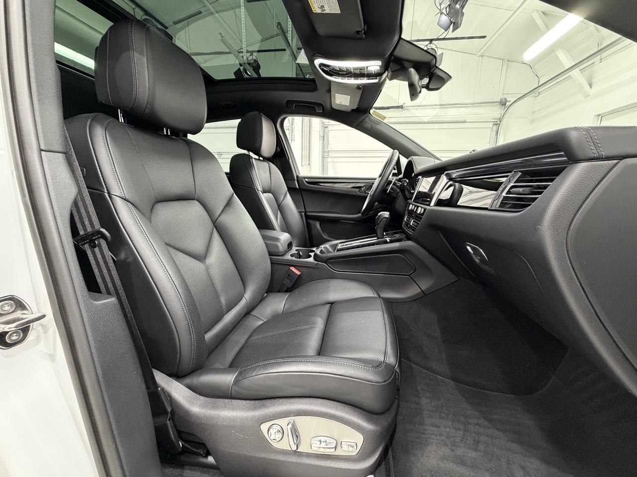 2024 Porsche Macan S Newark DE