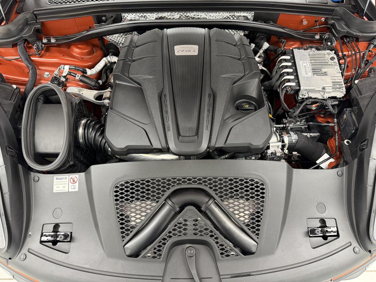2024 Porsche Macan S Newark DE