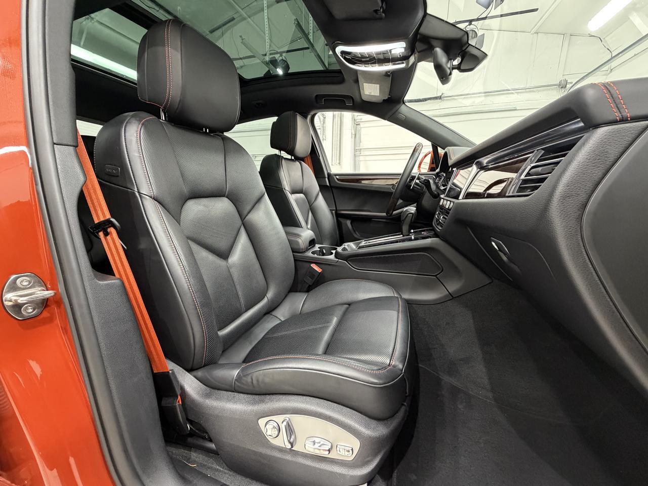 2024 Porsche Macan S Newark DE