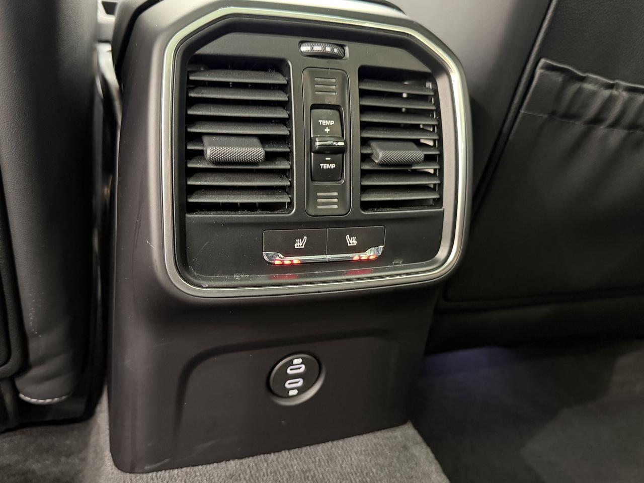 2024 Porsche Macan S Newark DE