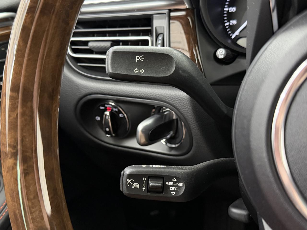 2024 Porsche Macan S Newark DE