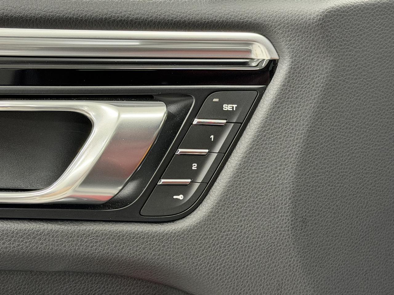 2024 Porsche Macan S Newark DE