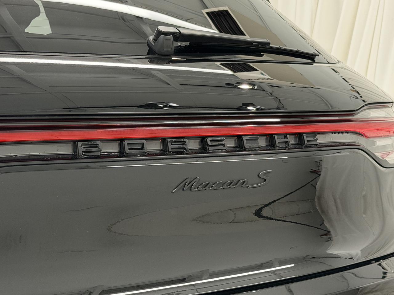2024 Porsche Macan S Newark DE