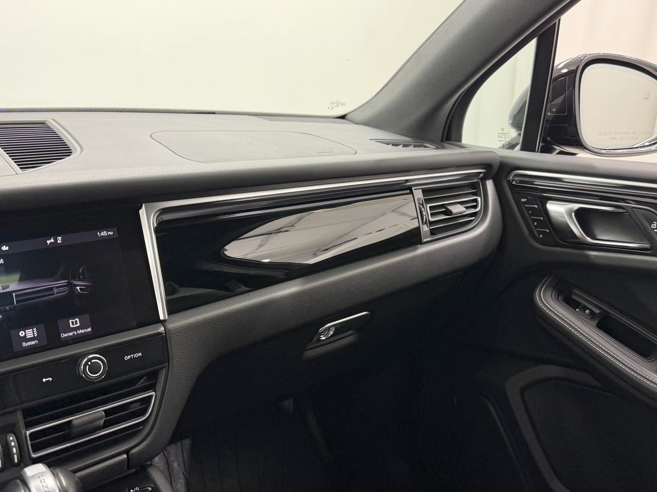 2024 Porsche Macan S Newark DE