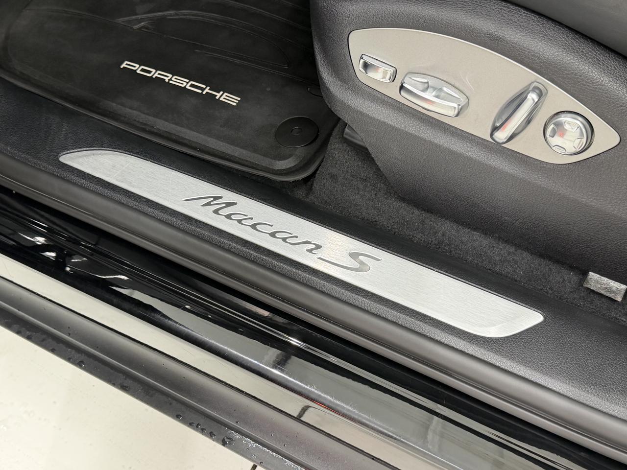 2024 Porsche Macan S Newark DE