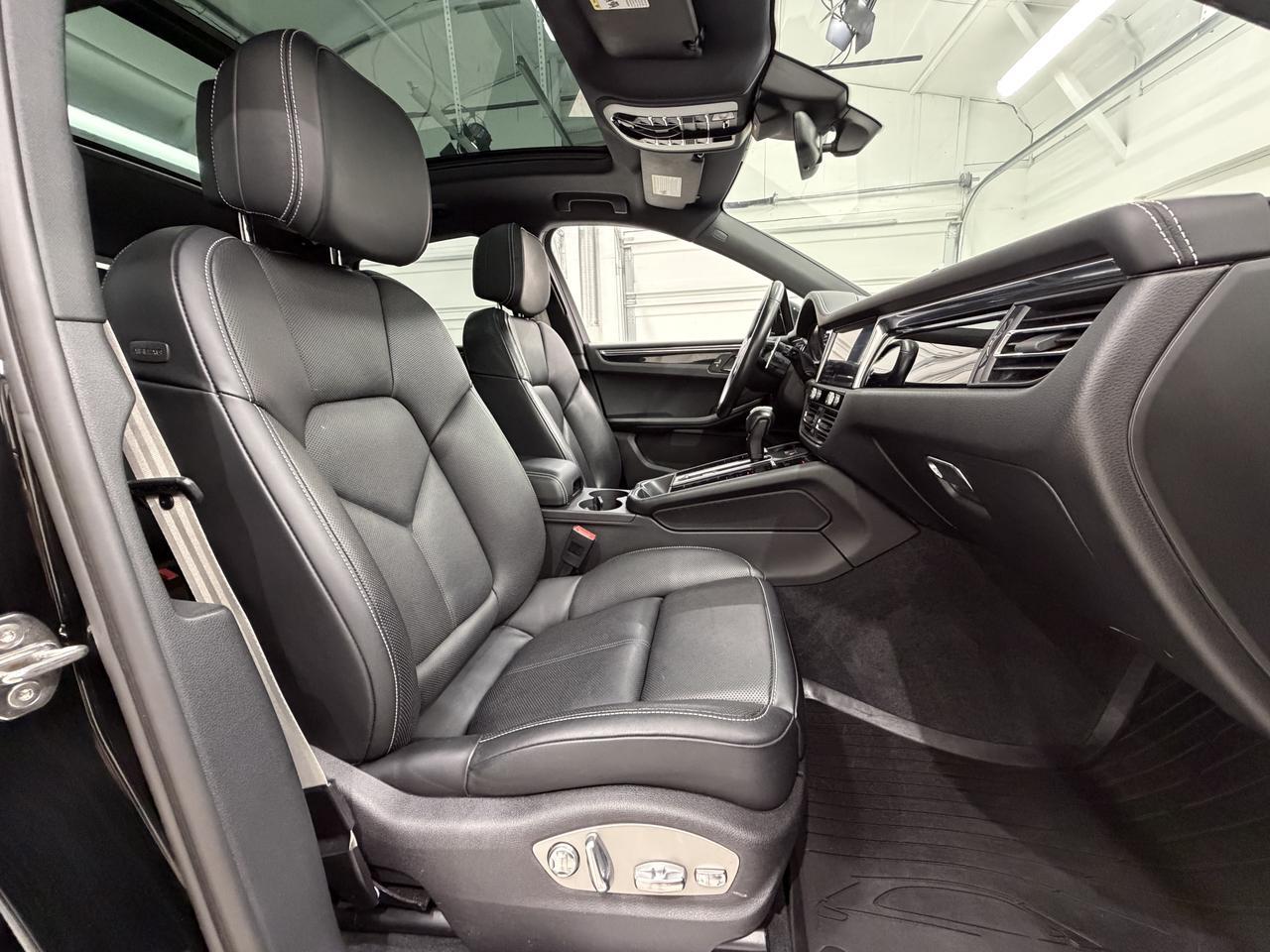 2024 Porsche Macan S Newark DE