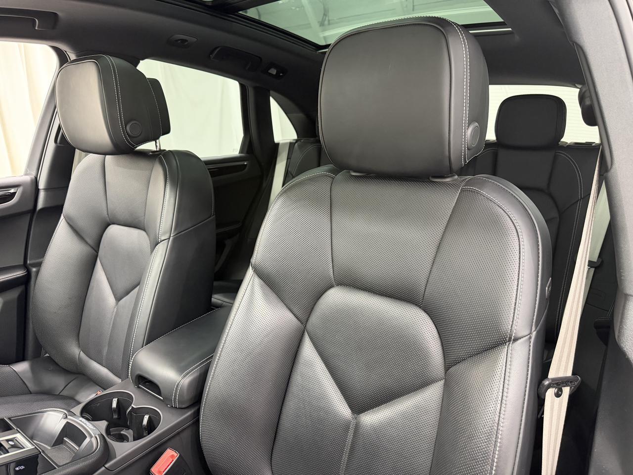 2024 Porsche Macan S Newark DE