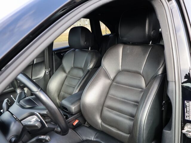 2024 Porsche Macan S Oshkosh WI