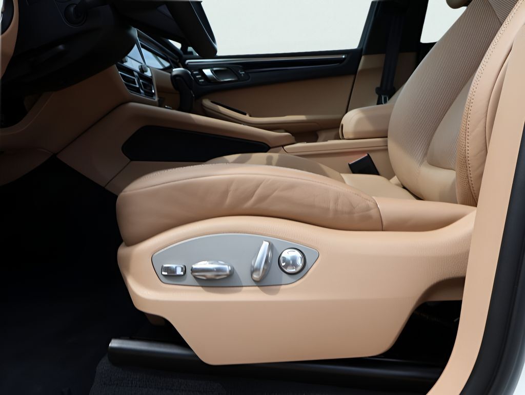 2024 Porsche Macan S San Clemente CA