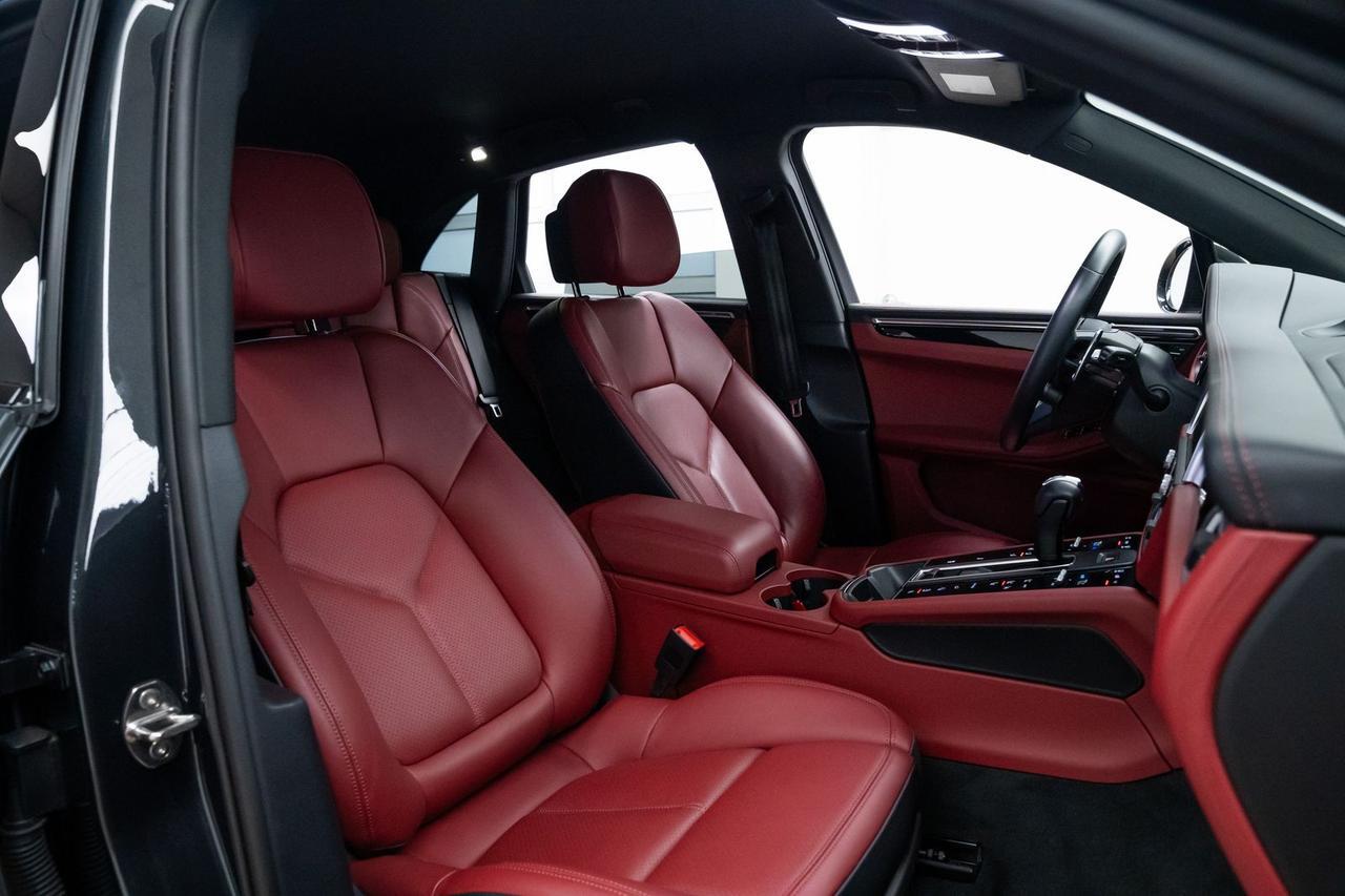 2024 Porsche Macan S Sport Chrono Package Bose Sound Portland OR