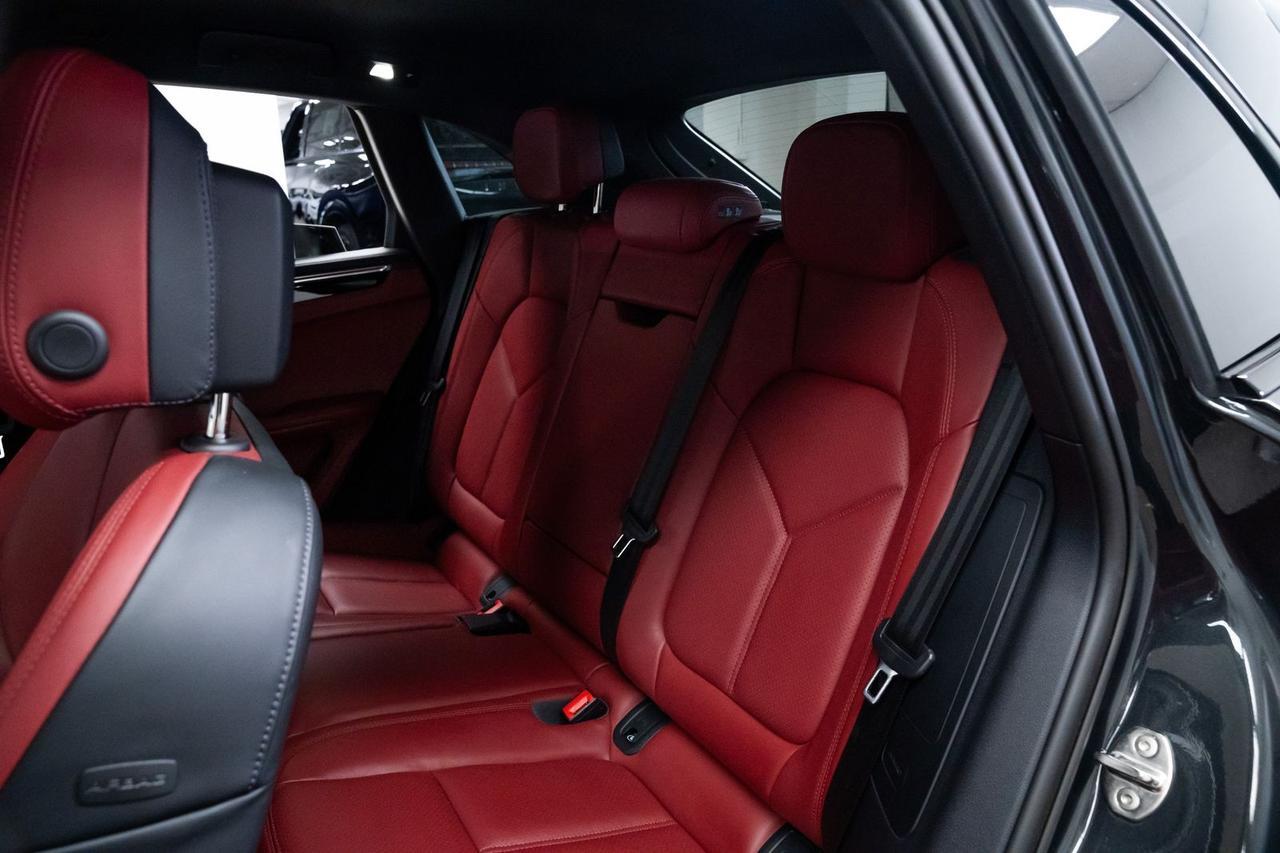 2024 Porsche Macan S Sport Chrono Package Bose Sound Portland OR