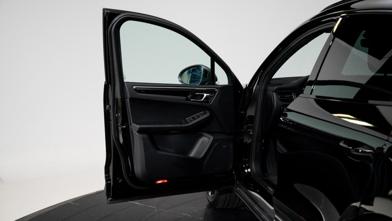 2024 Porsche Macan T Franklin TN