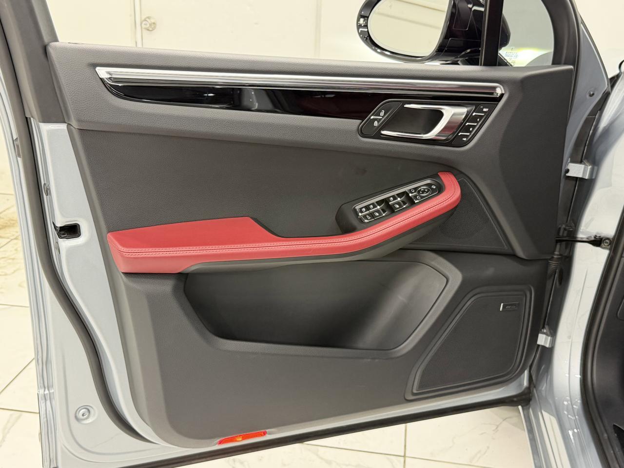 2024 Porsche Macan T Newark DE