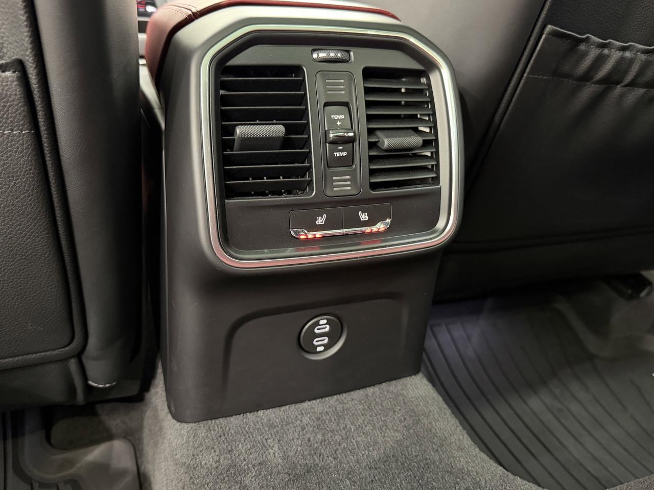 2024 Porsche Macan T Newark DE