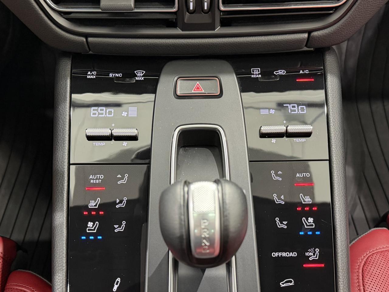 2024 Porsche Macan T Newark DE