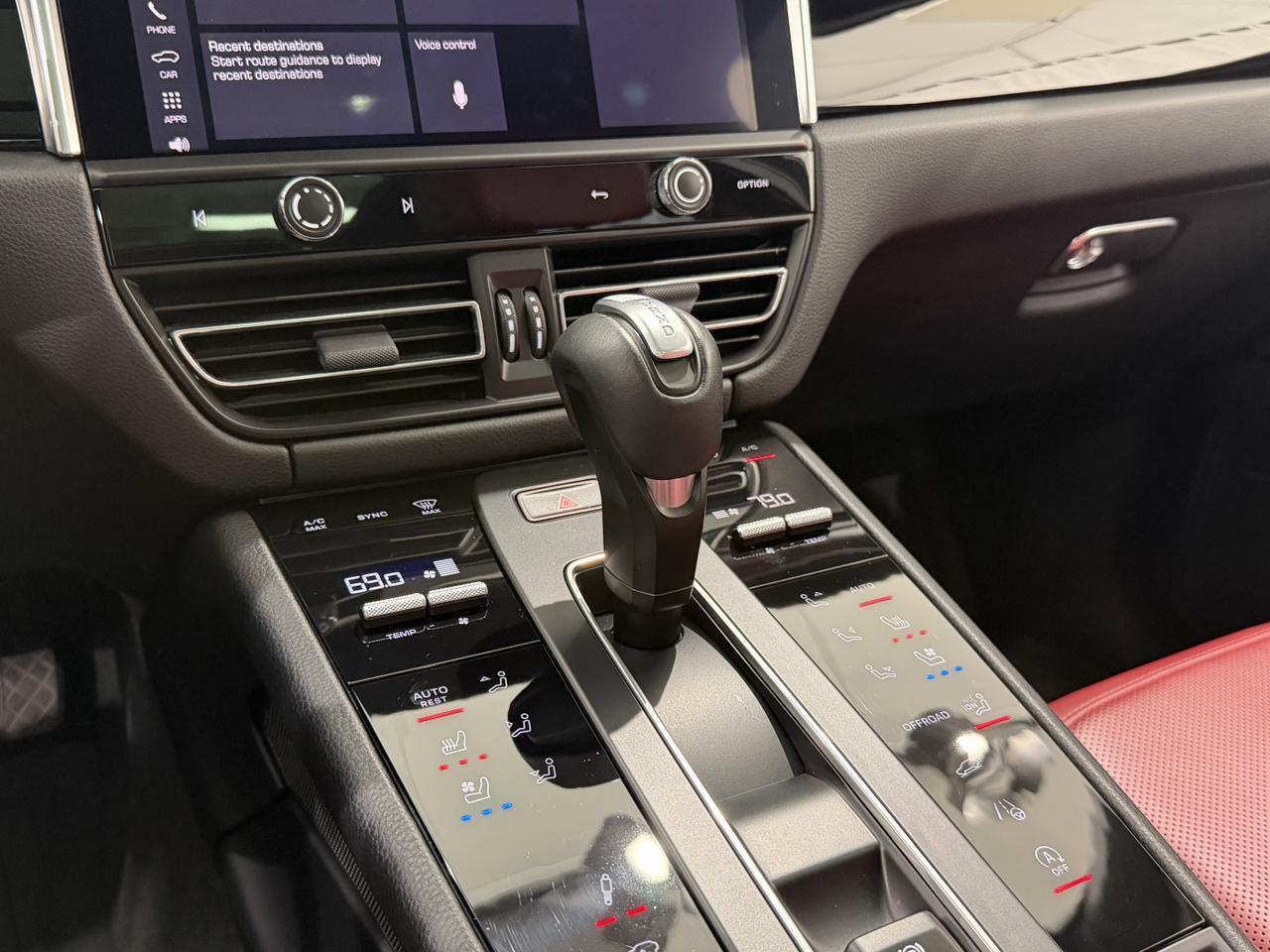 2024 Porsche Macan T Newark DE