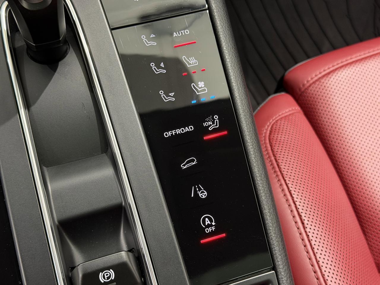 2024 Porsche Macan T Newark DE