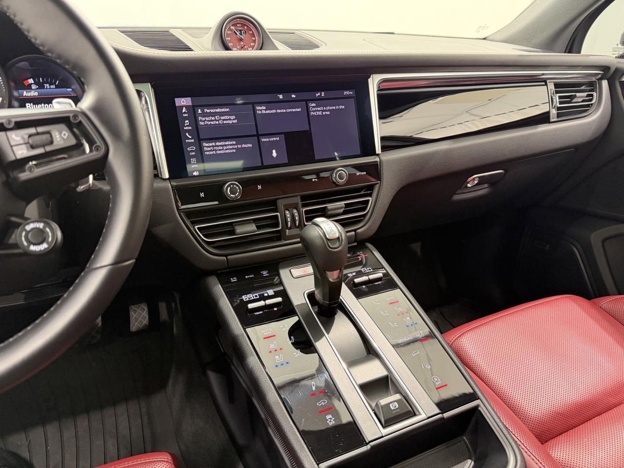 2024 Porsche Macan T Newark DE