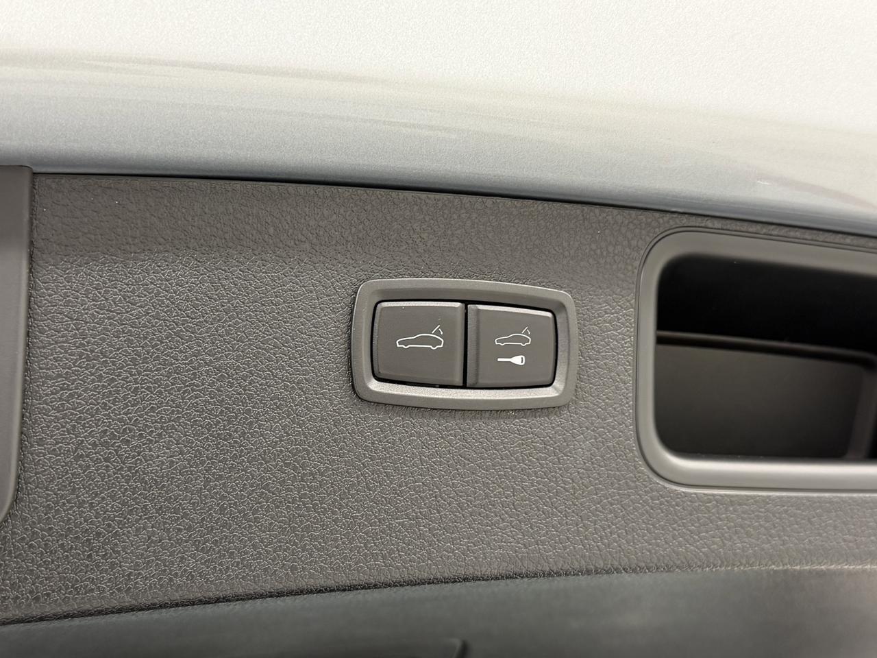 2024 Porsche Macan T Newark DE