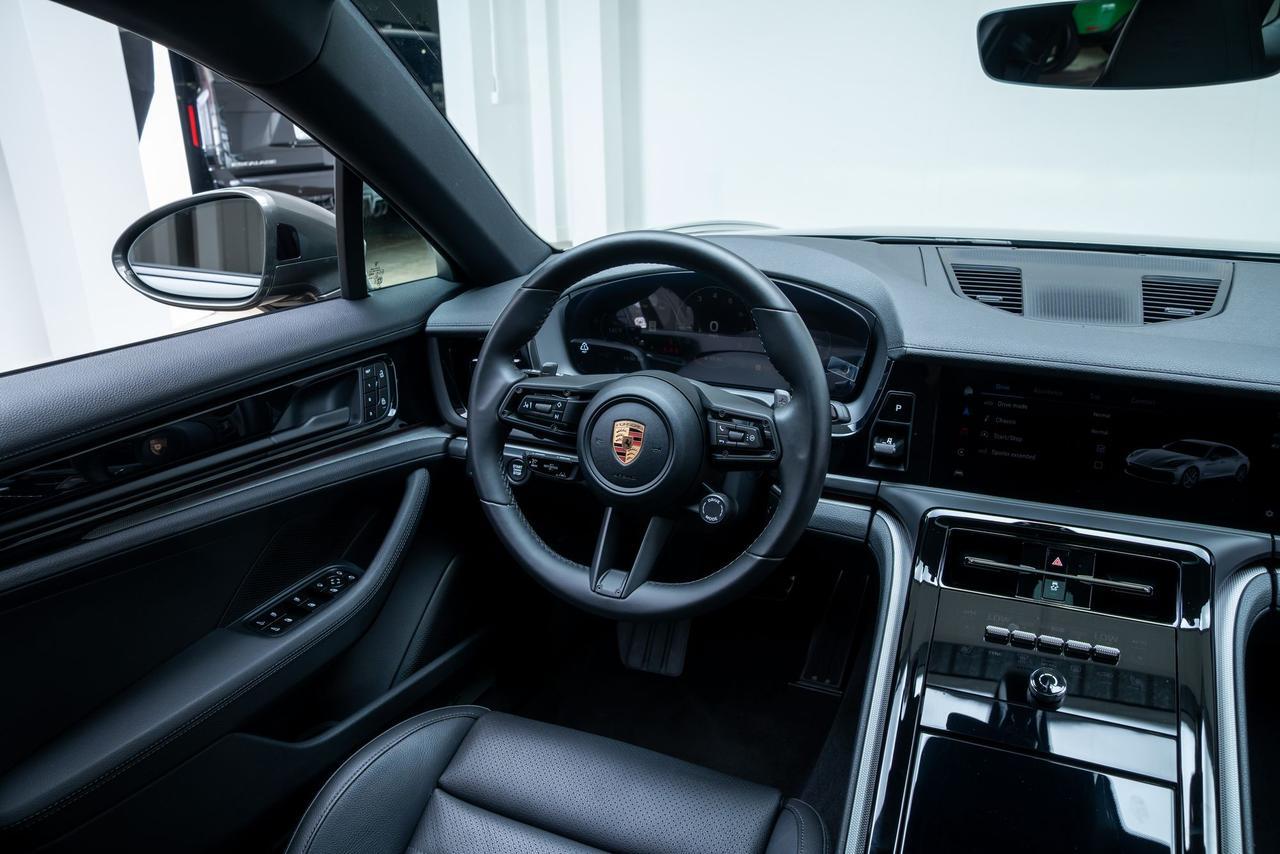2024 Porsche Panamera 1 Owner Sportdesign Package Bose Sound Portland OR