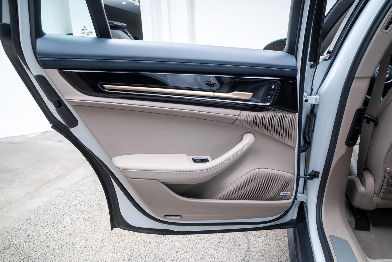 2024 Porsche Panamera 4 1 Owner Premium Package Portland OR