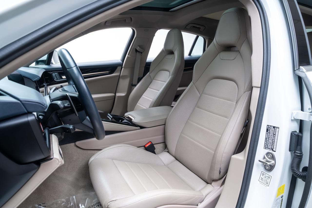 2024 Porsche Panamera 4 1 Owner Premium Package Portland OR