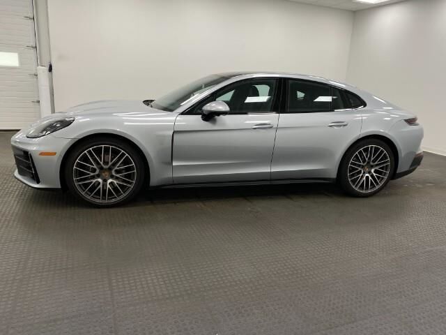 2024 Porsche Panamera 4 Appleton WI
