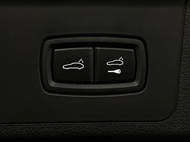 2024 Porsche Panamera 4 Appleton WI