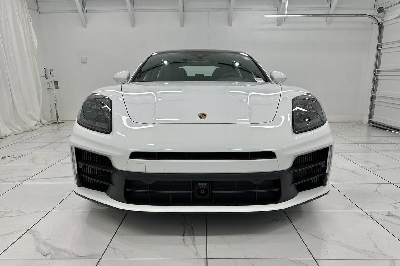 2024 Porsche Panamera 4 Newark DE