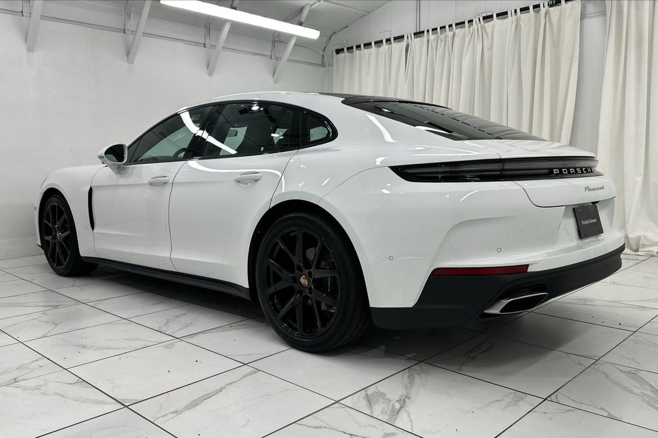 2024 Porsche Panamera 4 Newark DE