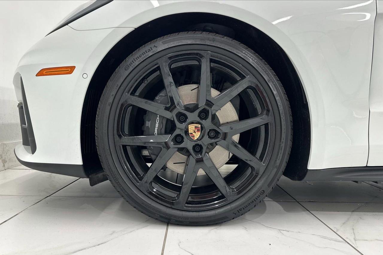 2024 Porsche Panamera 4 Newark DE