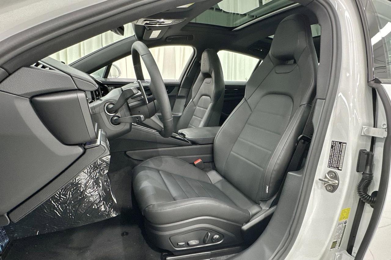 2024 Porsche Panamera 4 Newark DE