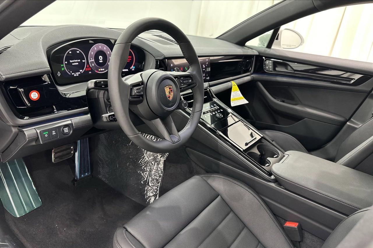 2024 Porsche Panamera 4 Newark DE