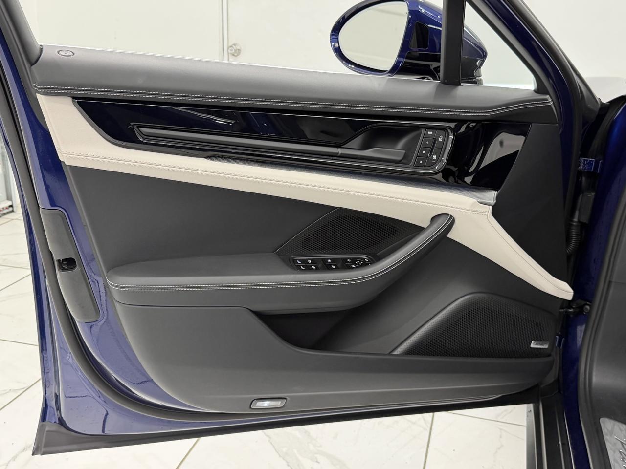 2024 Porsche Panamera 4 Newark DE