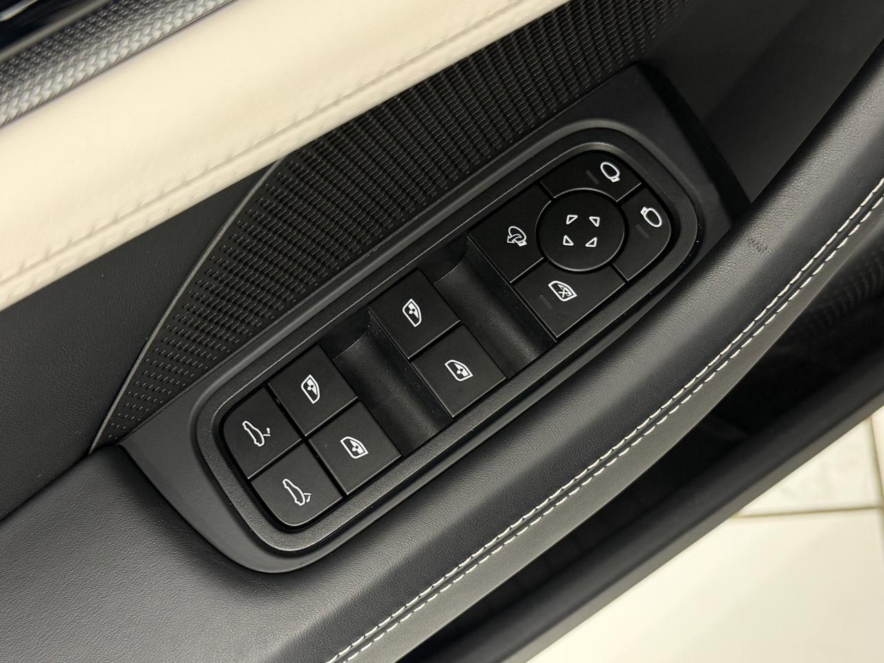 2024 Porsche Panamera 4 Newark DE