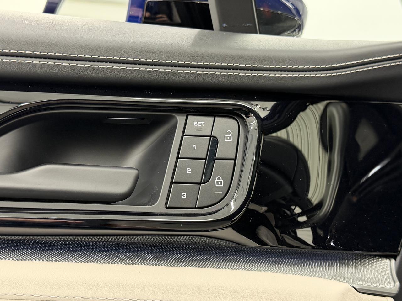 2024 Porsche Panamera 4 Newark DE