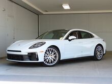 2024_Porsche_Panamera_4_ Oshkosh WI