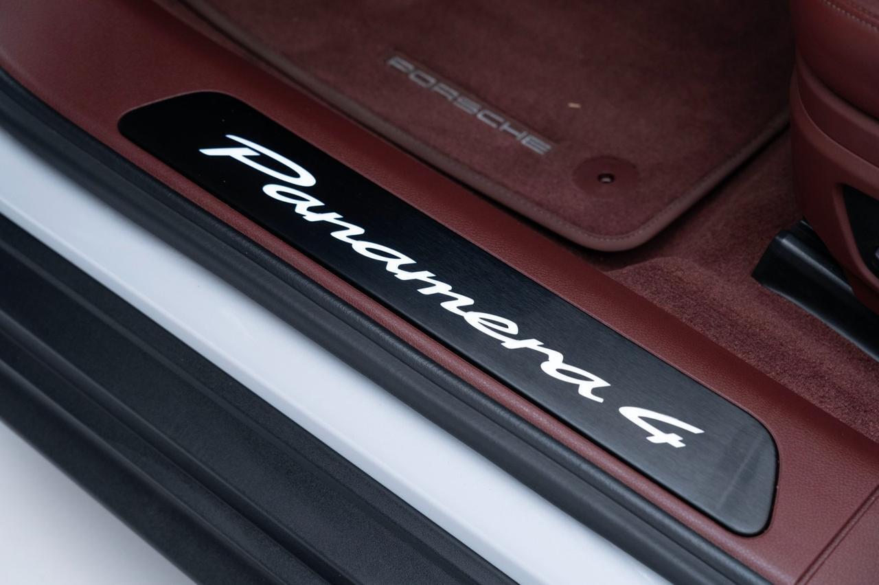 2024 Porsche Panamera 4 Pompano Beach FL