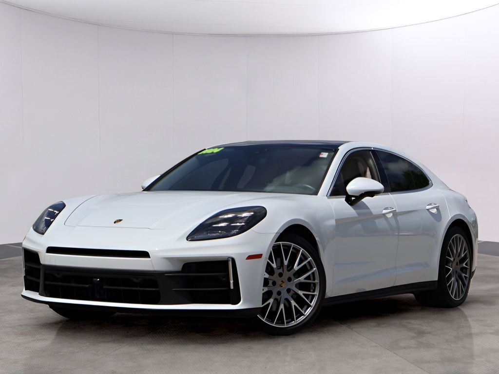 2024 Porsche Panamera 4