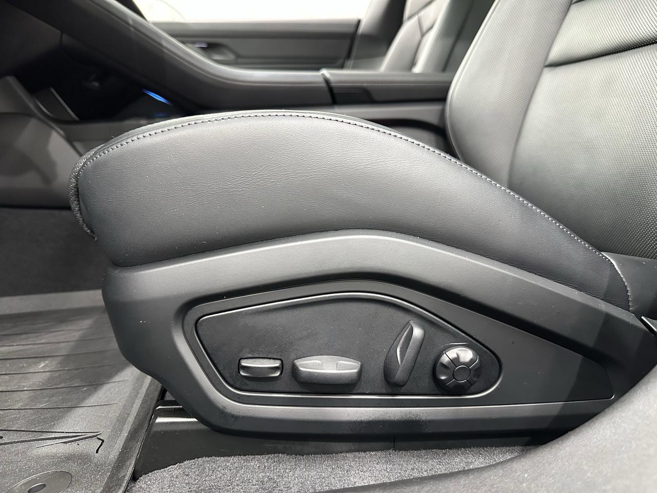 2024 Porsche Taycan Newark DE