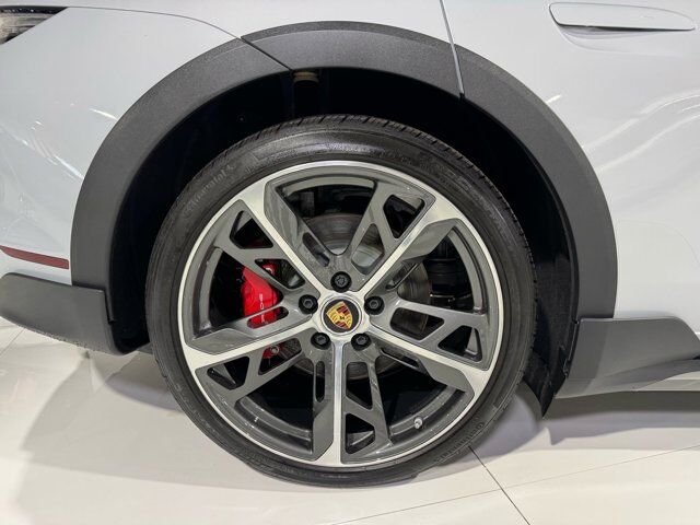 2024 Porsche Taycan 4S Cross Turismo Ice Grey paint, panoramic roof, passenger display AND MUCH MORE!! Fort Lauderdale FL