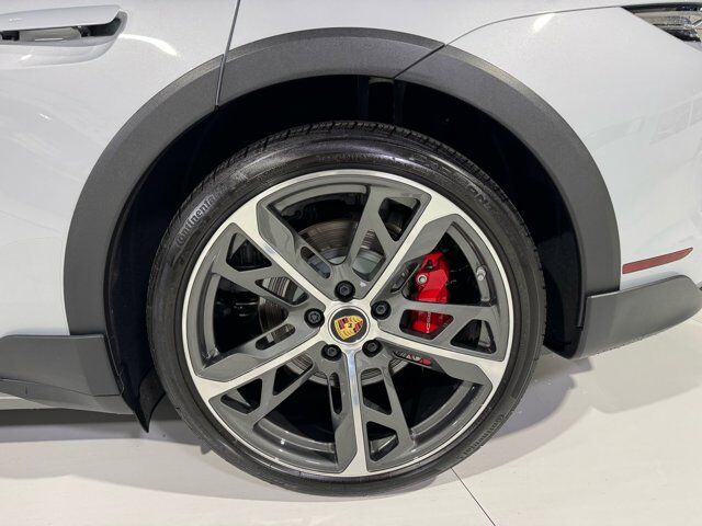 2024 Porsche Taycan 4S Cross Turismo Ice Grey paint, panoramic roof, passenger display AND MUCH MORE!! Fort Lauderdale FL
