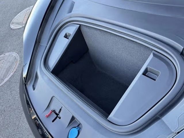 2024 Porsche Taycan 4S Orange MA