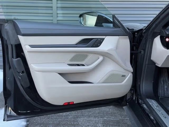 2024 Porsche Taycan 4S Orange MA