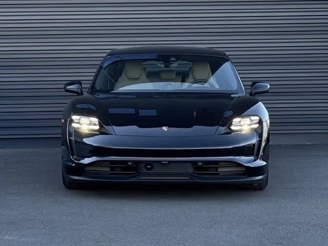 2024 Porsche Taycan 4S Orange MA